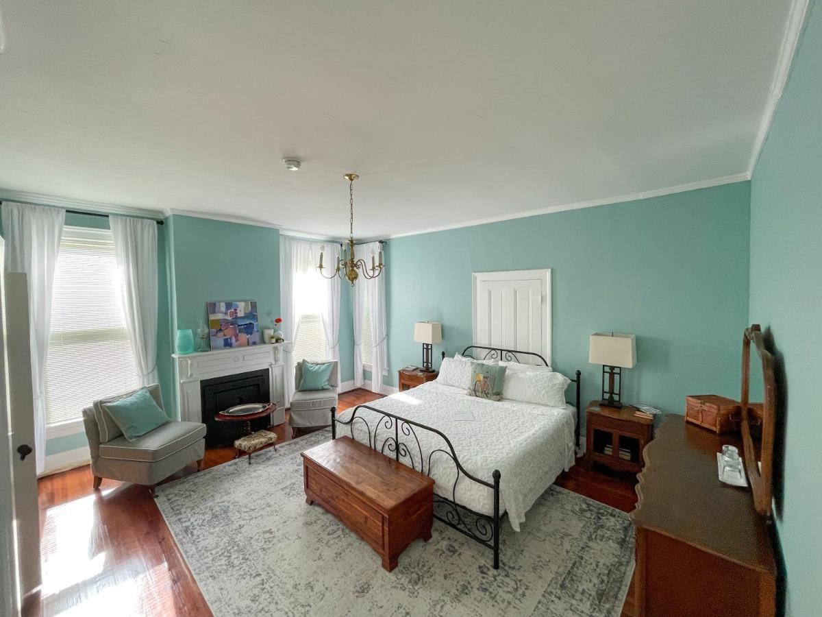 Meadows Inn New Bern Exterior foto
