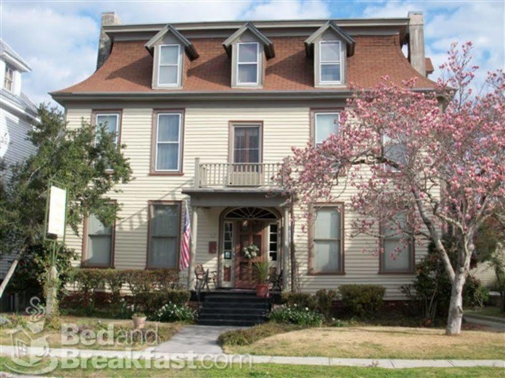 Meadows Inn New Bern Exterior foto